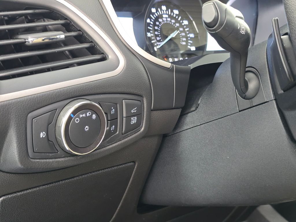 2019 Ford Edge SEL - Photo 24