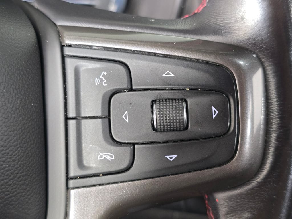 2022 Chevrolet Suburban RST - Photo 26