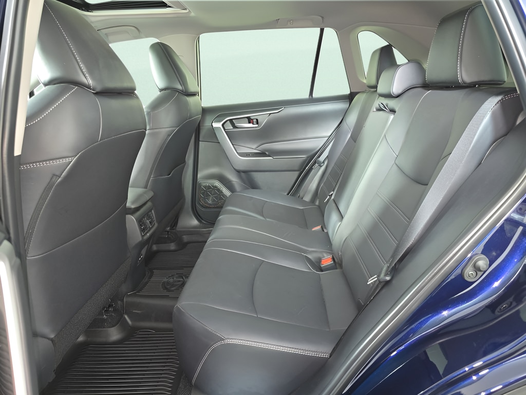 2024 Toyota RAV4 XLE Premium - Photo 16