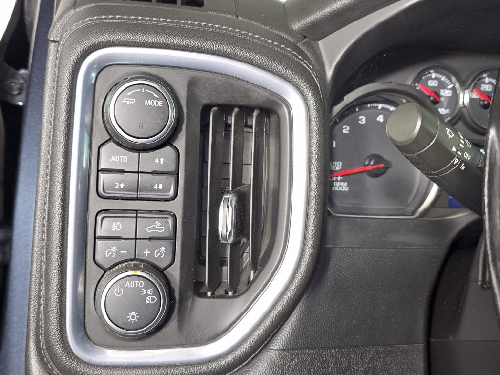 2021 Chevrolet Silverado 1500 RST - Photo 22