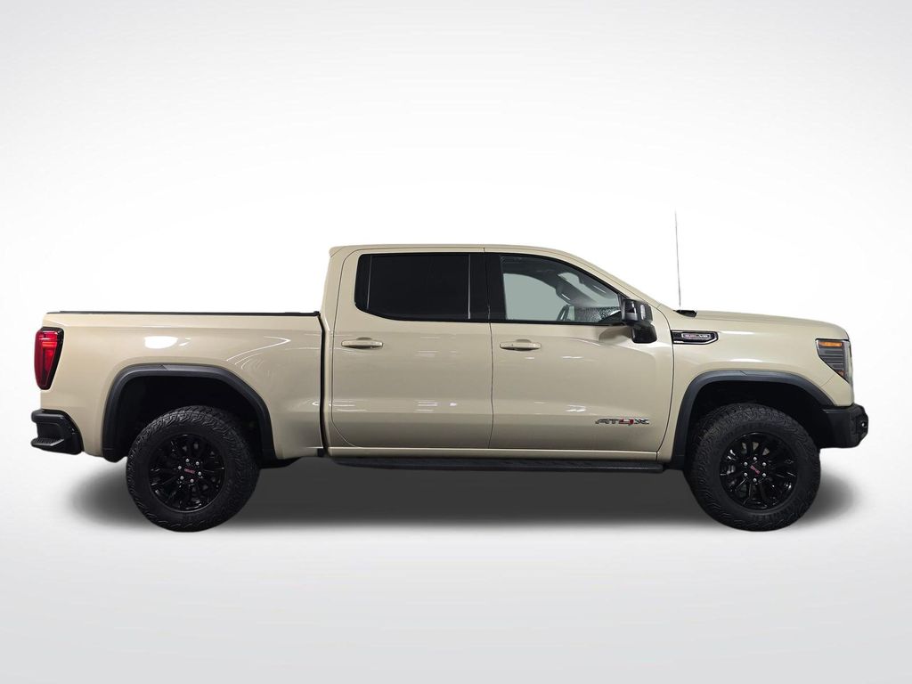 2023 GMC Sierra 1500 AT4X - Photo 8