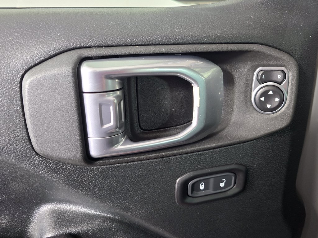 2021 Jeep Wrangler Sport S - Photo 31