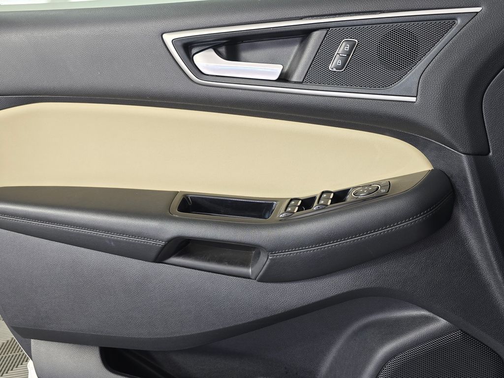 2019 Ford Edge SEL - Photo 33