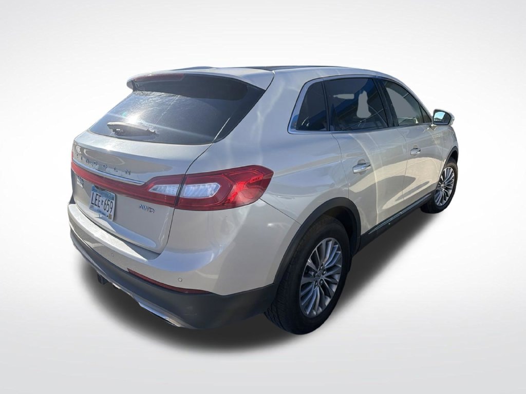 Used 2018 Lincoln MKX Select with VIN 2LMPJ8KR4JBL18080 for sale in Baxter, Minnesota