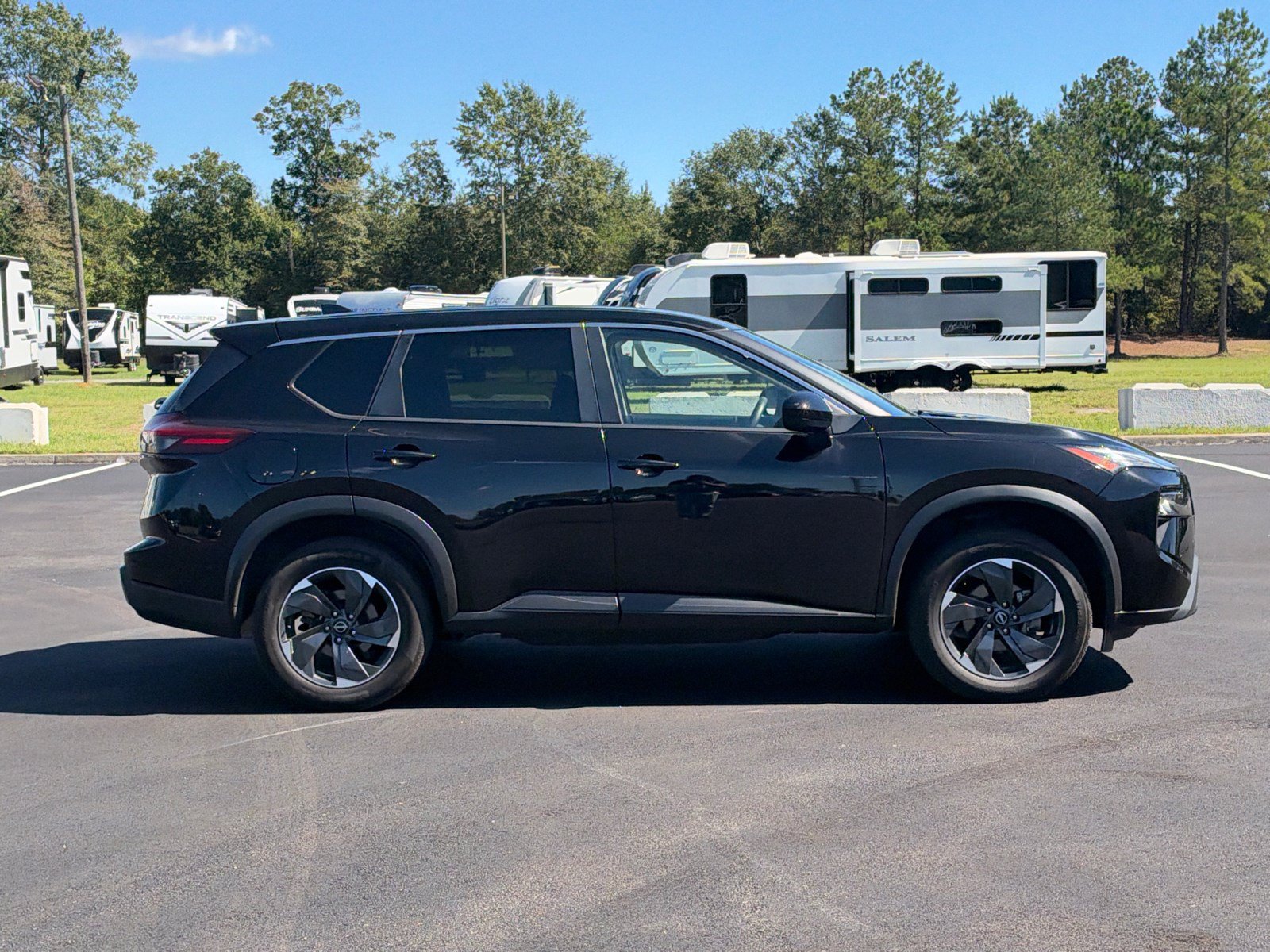 Used 2024 Nissan Rogue SV SUV