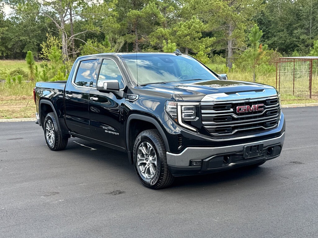 Used 2025 GMC Sierra 1500 SLT Truck Crew Cab
