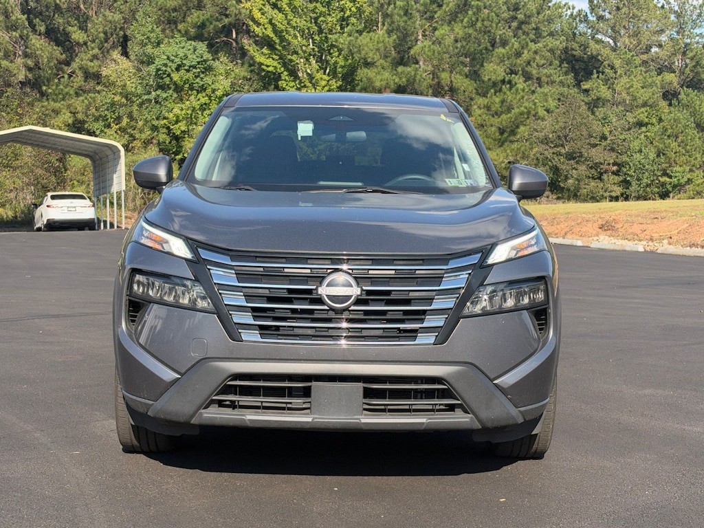 Used 2024 Nissan Rogue SV SUV