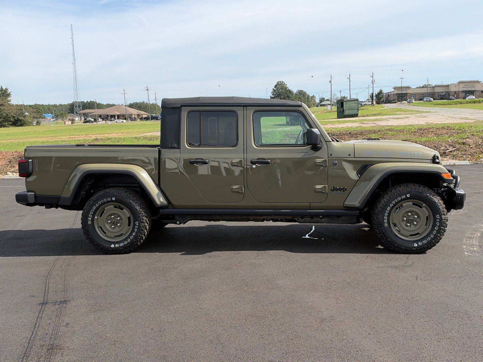 New 2026 Jeep Gladiator WILLYS '41 4X4 Pickup