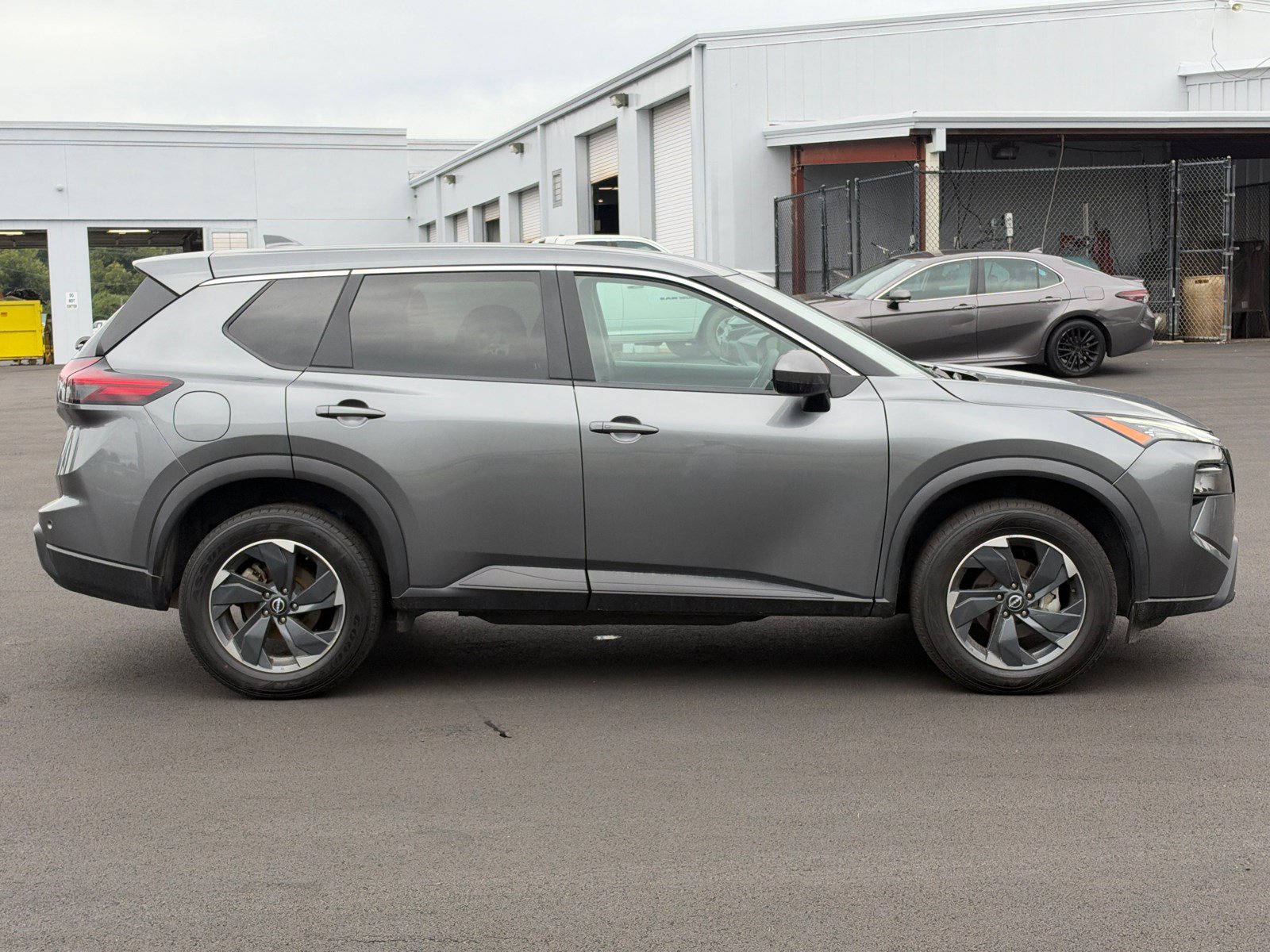 Used 2024 Nissan Rogue SV SUV