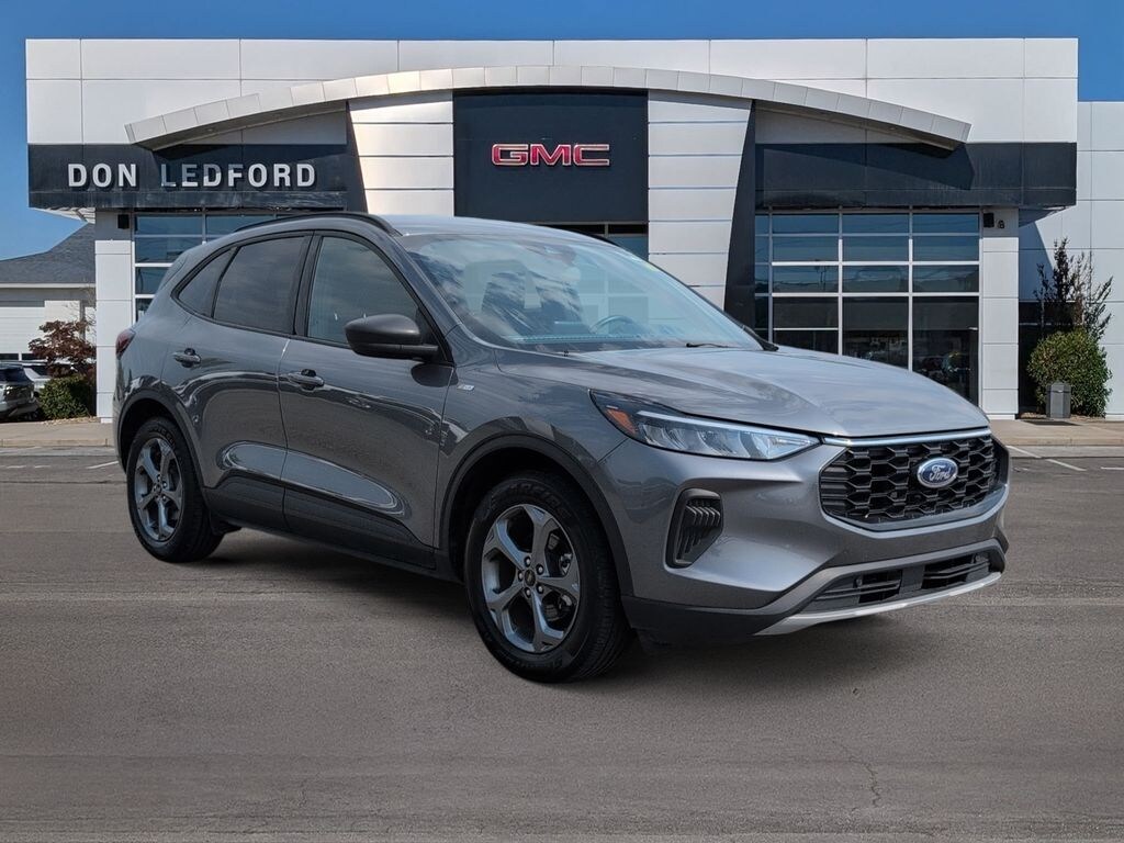 Used 2025 Ford Escape ST-Line SUV