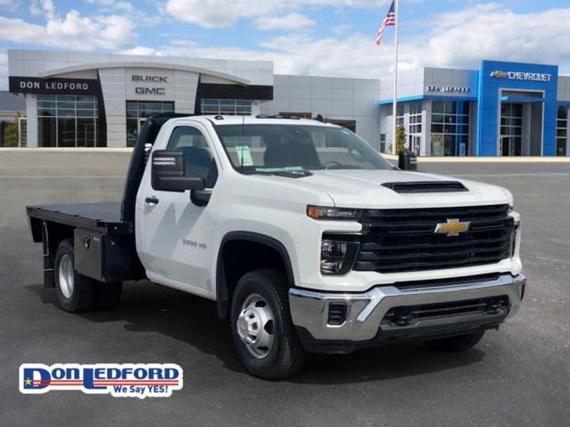 2025 Chevrolet Silverado 3500 Chassis Cab