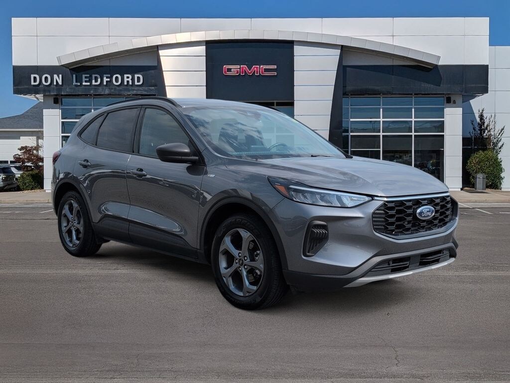 Used 2025 Ford Escape ST-Line SUV