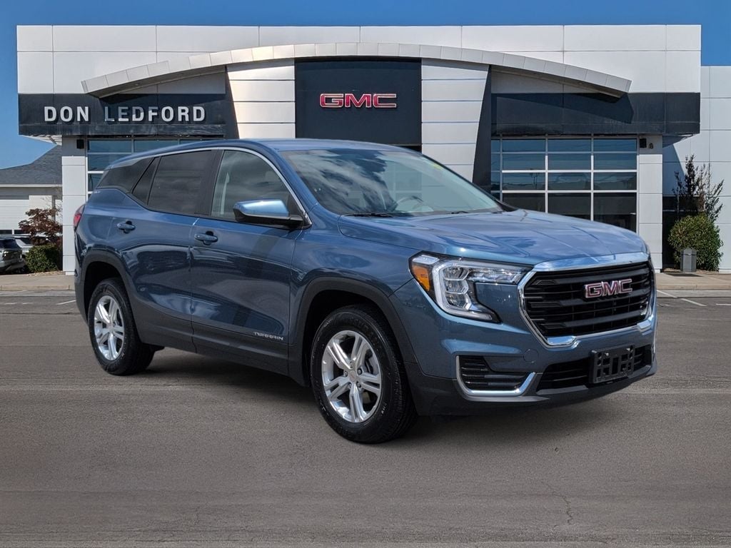 Used 2024 GMC Terrain SLE SUV