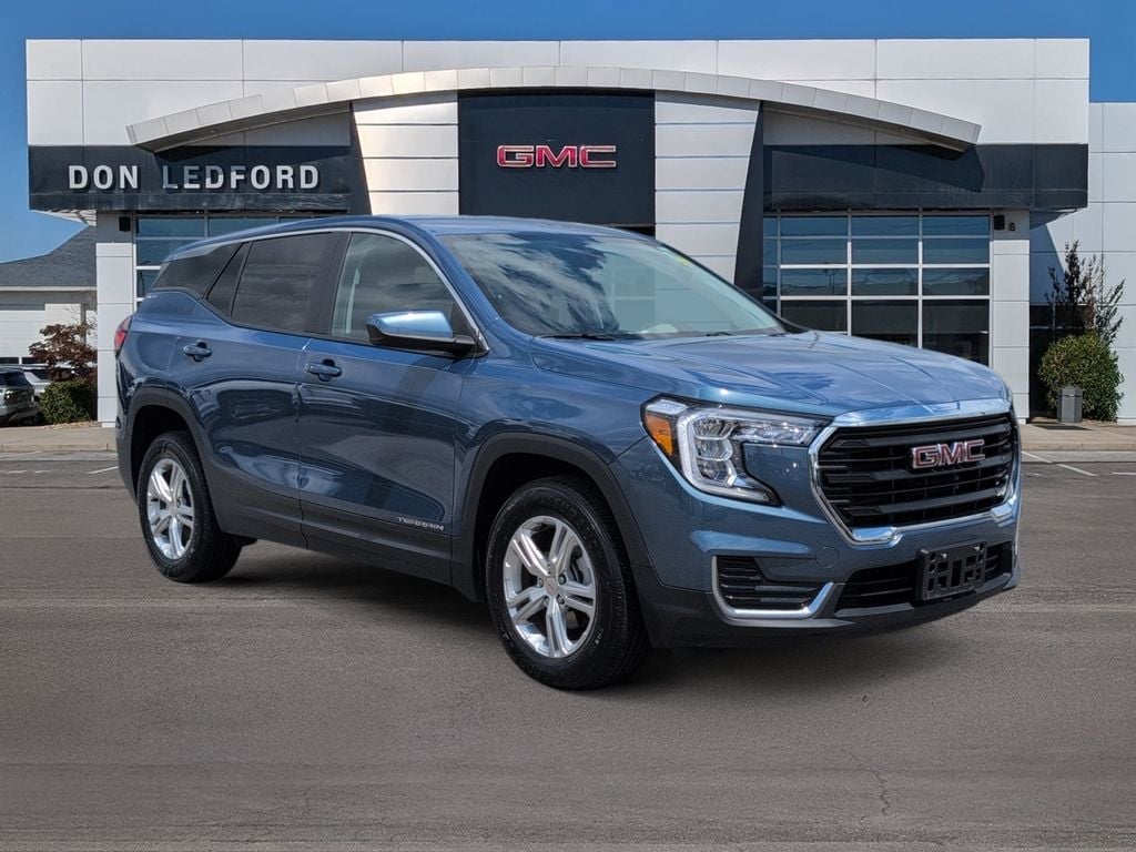 Used 2024 GMC Terrain SLE SUV