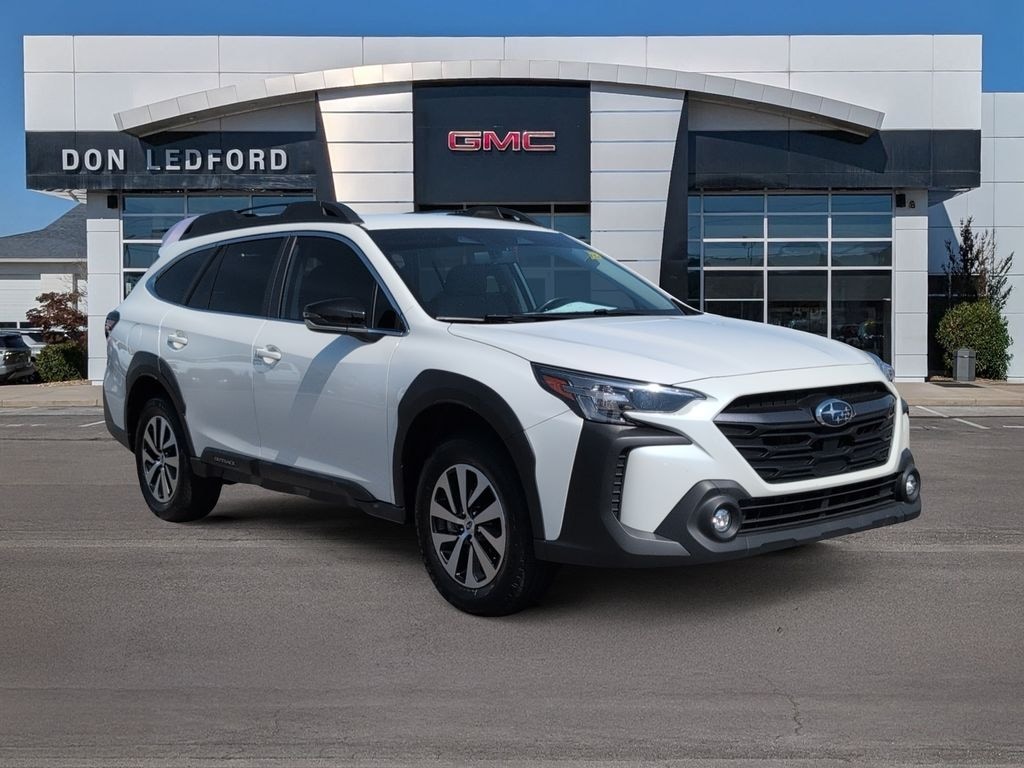 Used 2023 Subaru Outback Premium SUV