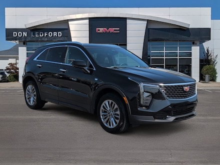 2025 CADILLAC XT4 Premium Luxury SUV