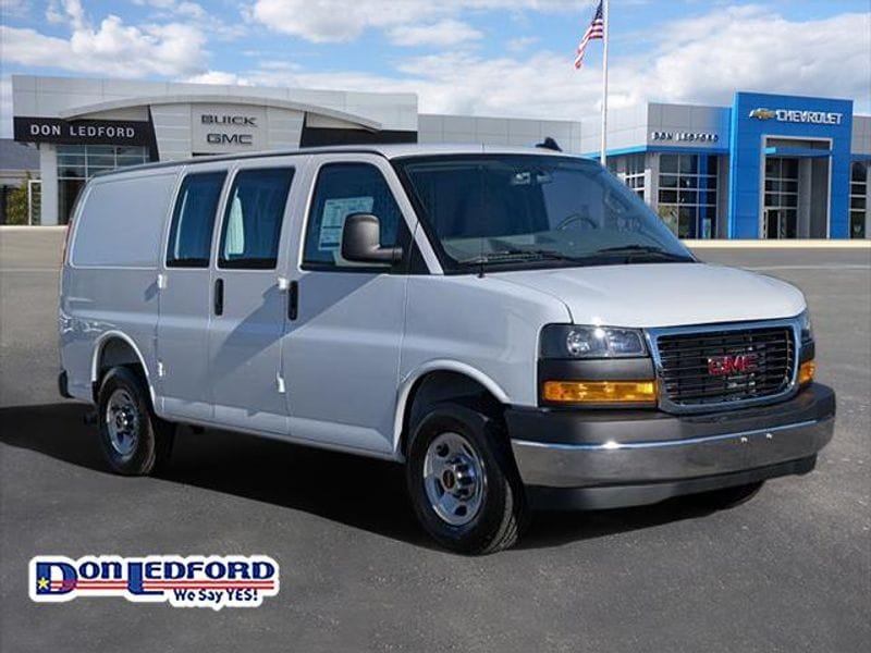 2025 GMC Savana Cargo