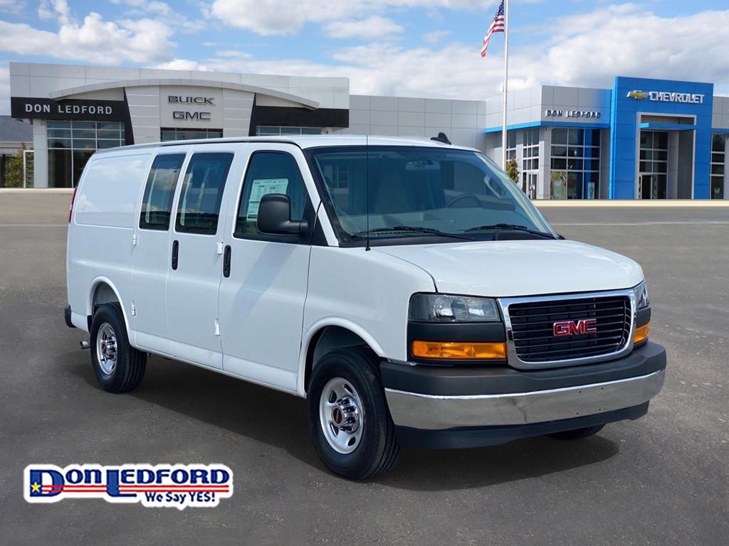 2025 GMC Savana Cargo