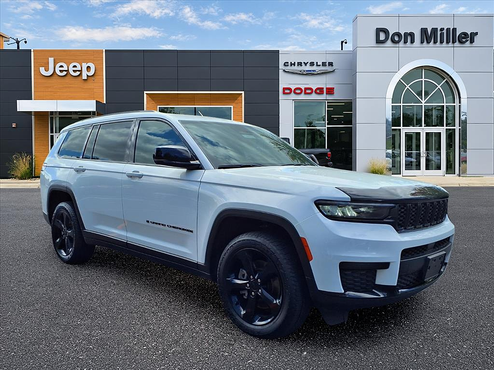 Used 2022 Jeep Grand Cherokee L Altitude 4x4