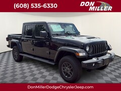 2026 Jeep Gladiator Sport S Pickup For Sale in Madison, WI