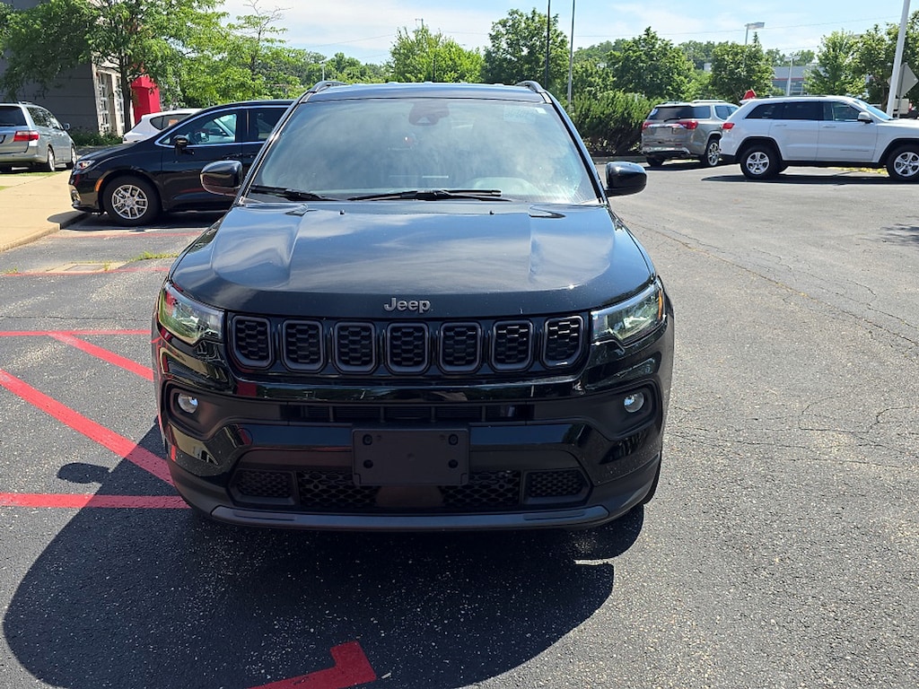 New 2026 Jeep Compass Latitude Altitude Sport Utility
