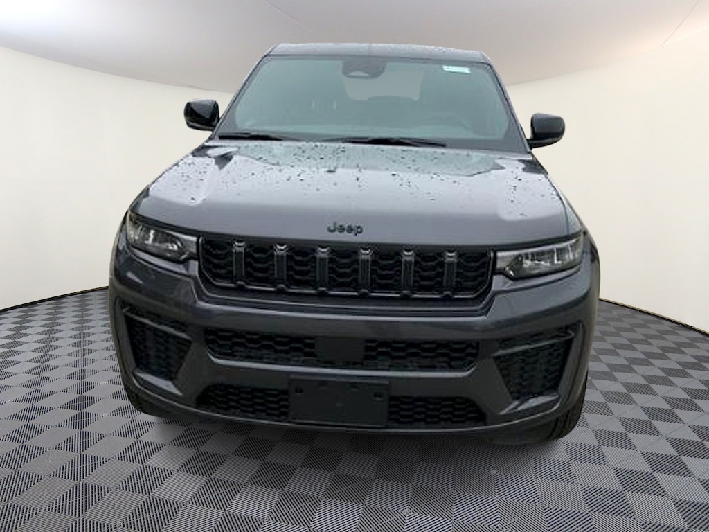 New 2026 Jeep Grand Cherokee Laredo Altitude Sport Utility
