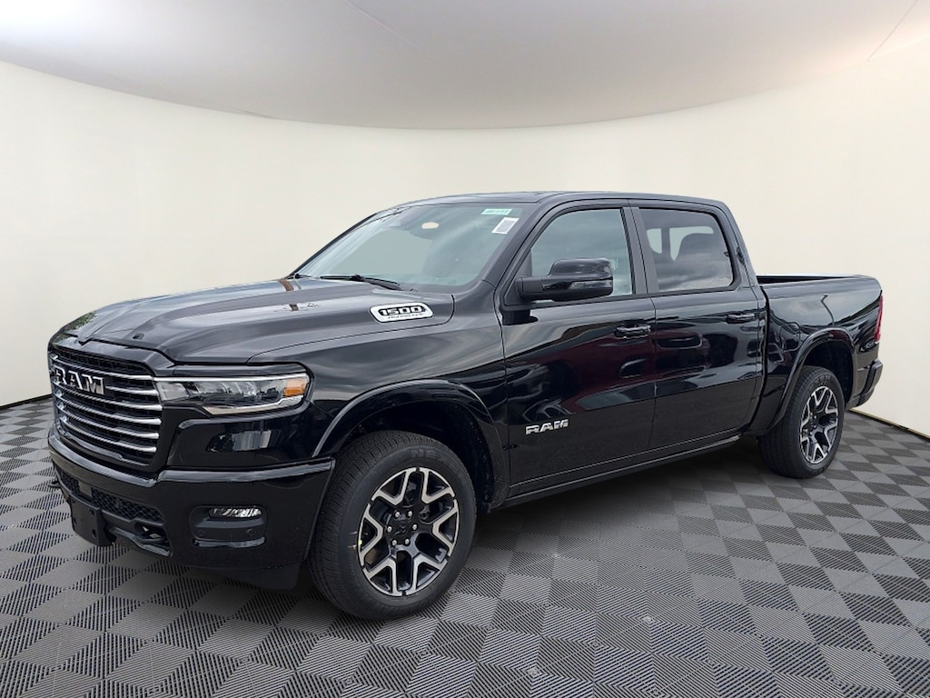 New 2026 Ram 1500 Laramie Crew Cab 4x4 5’7” Box Pickup
