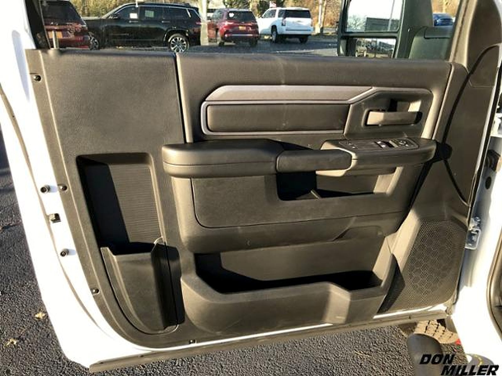 2026 RAM 2500 Tradesman - Photo 13