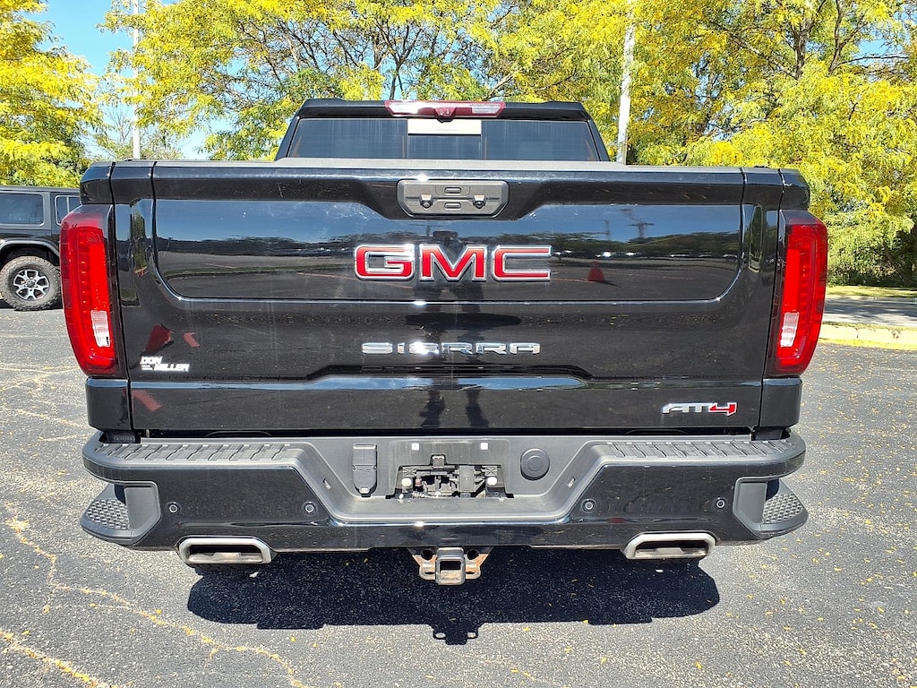 Used 2022 GMC Sierra 1500 4WD Crew Cab Short Box AT4