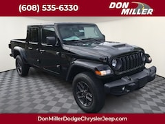 2025 Jeep Gladiator Sport S Pickup For Sale in Madison, WI