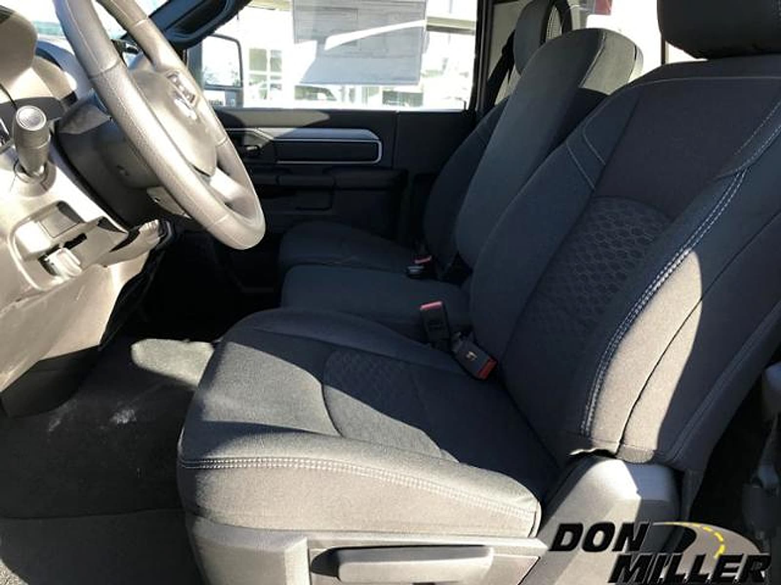 2026 RAM 2500 Tradesman - Photo 15