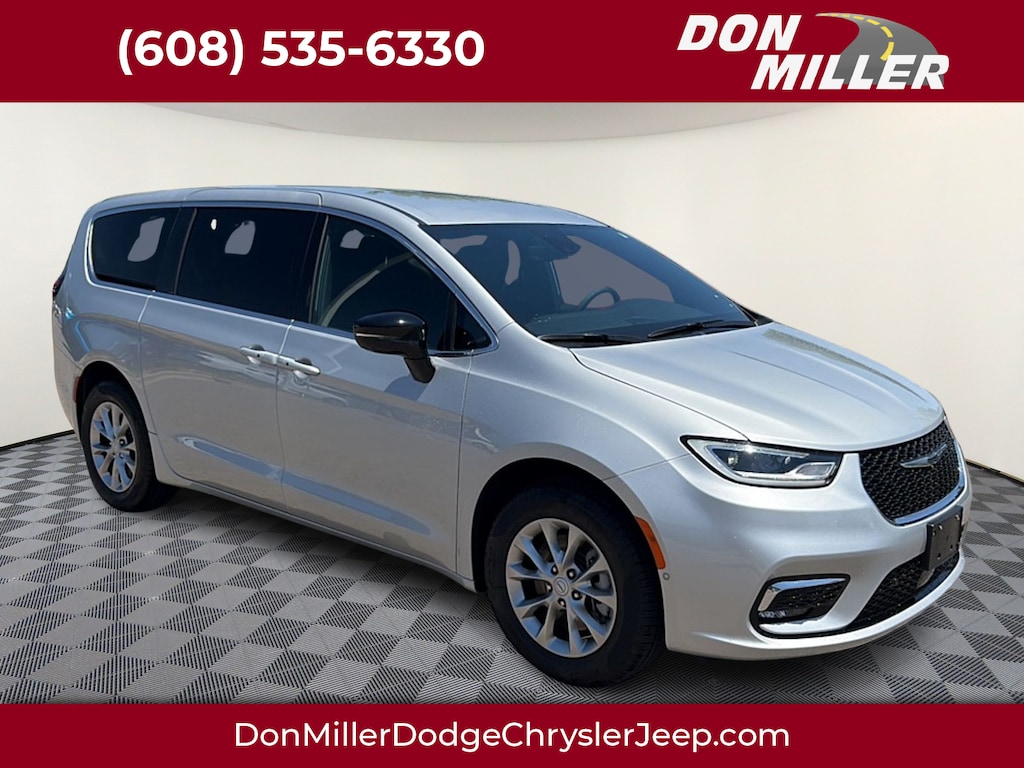 New 2026 Chrysler Pacifica Select AWD Passenger Van