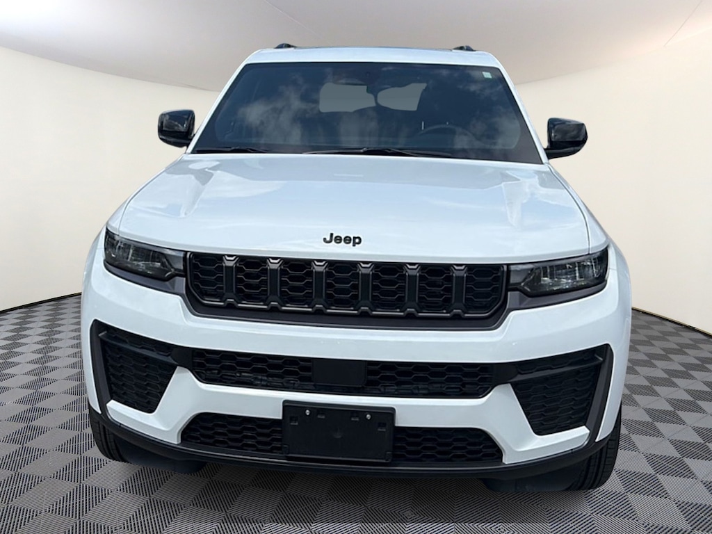 New 2026 Jeep Grand Cherokee Altitude 4x4 Sport Utility