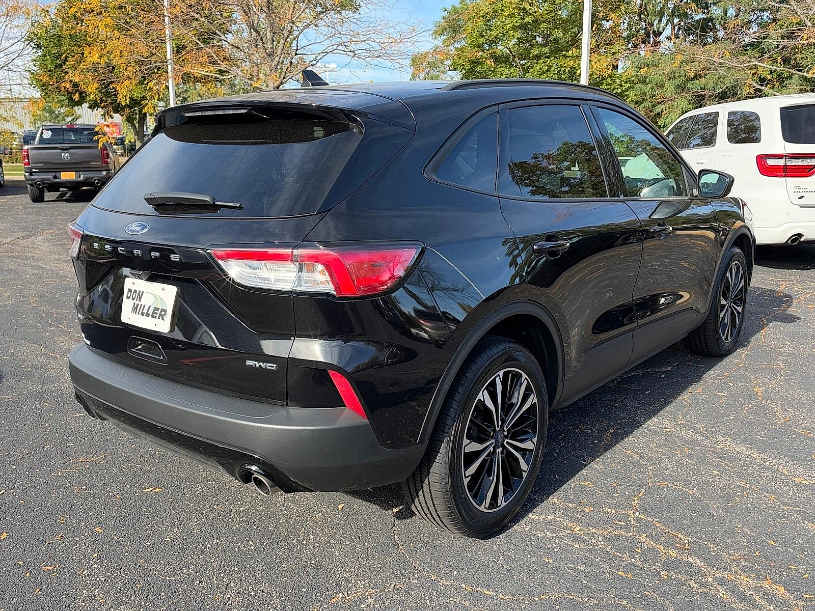 Used 2022 Ford Escape SE