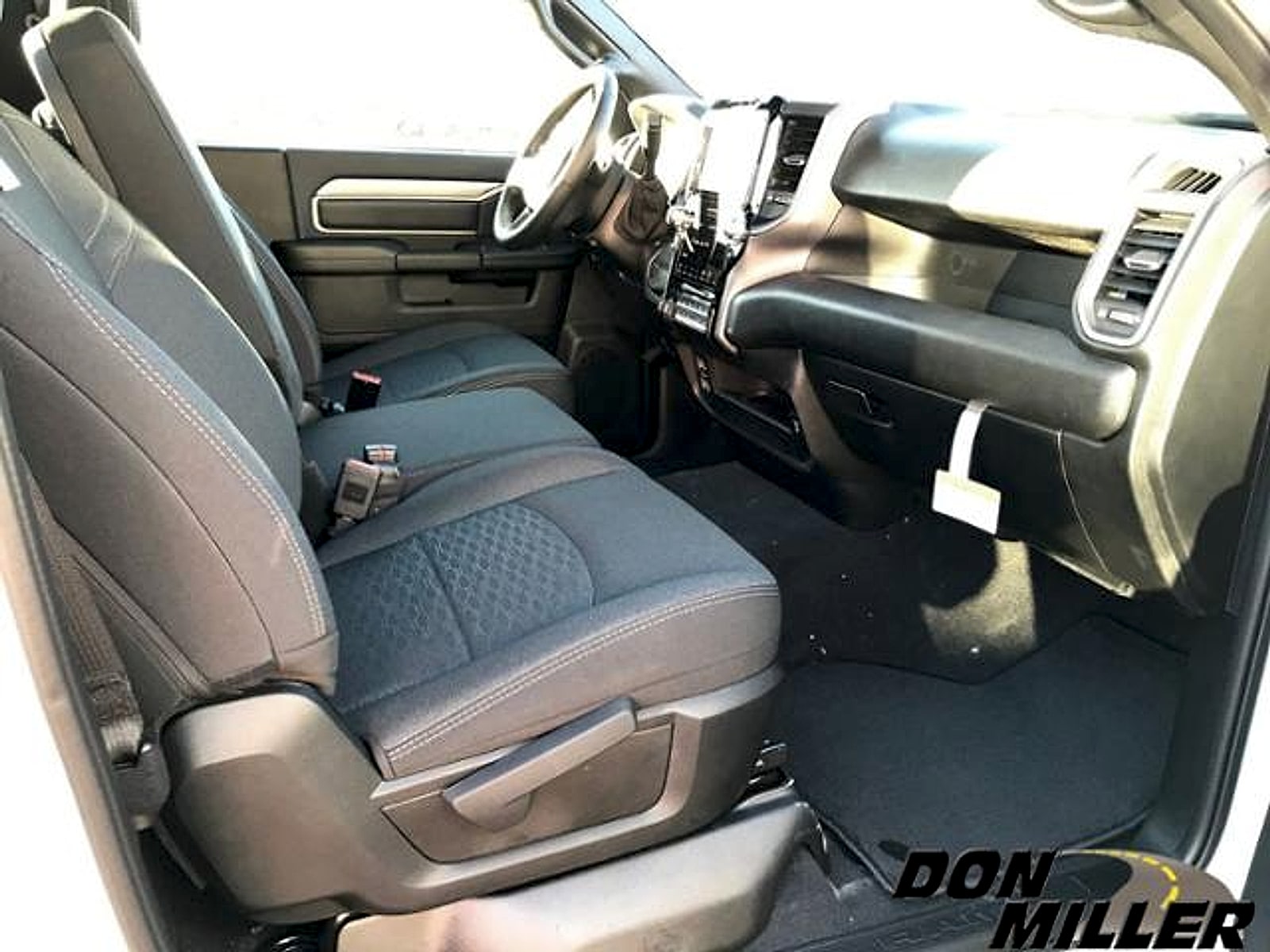 2026 RAM 2500 Tradesman - Photo 27