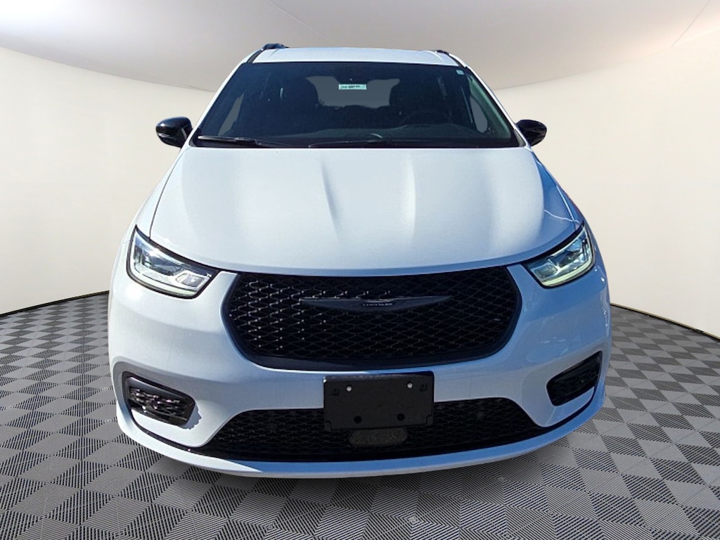 New 2026 Chrysler Pacifica Select AWD Passenger Van