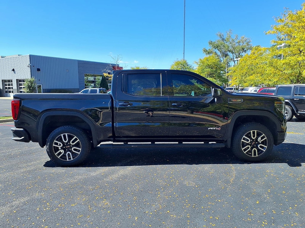 Used 2022 GMC Sierra 1500 4WD Crew Cab Short Box AT4