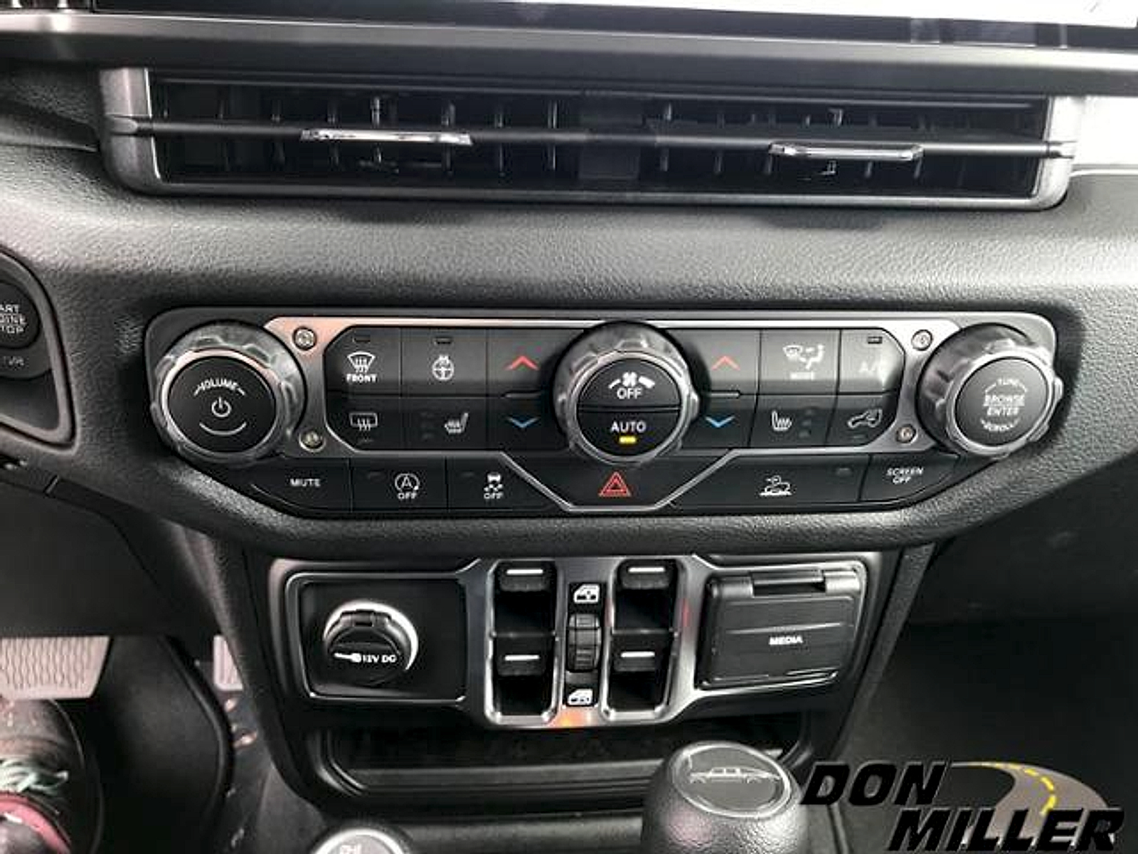 2025 Jeep Gladiator Sport S - Photo 20