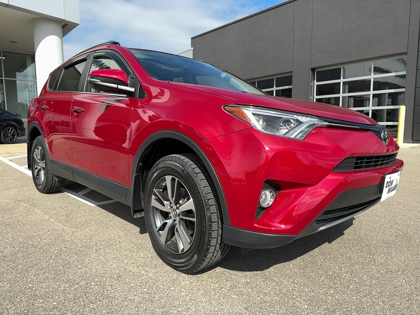 Used 2017 Toyota RAV4 XLE SUV