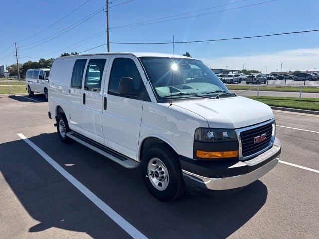 2025 GMC Savana Cargo