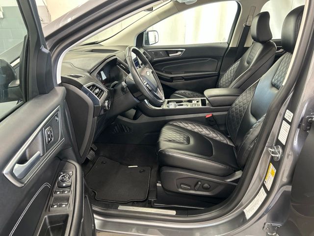 2024 Ford Edge Titanium - Photo 11