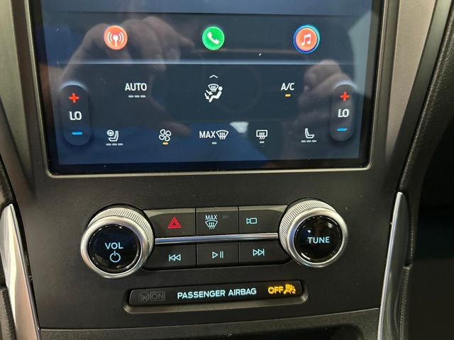 2024 Ford Edge Titanium - Photo 15