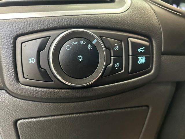2024 Ford Edge Titanium - Photo 18