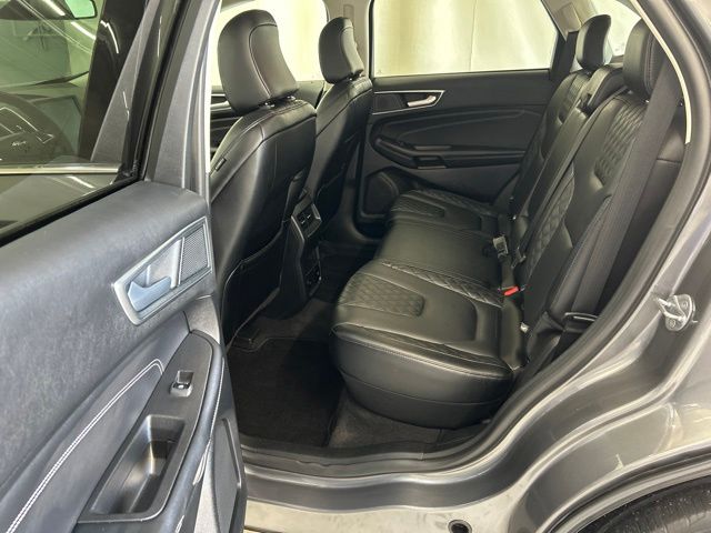 2024 Ford Edge Titanium - Photo 10