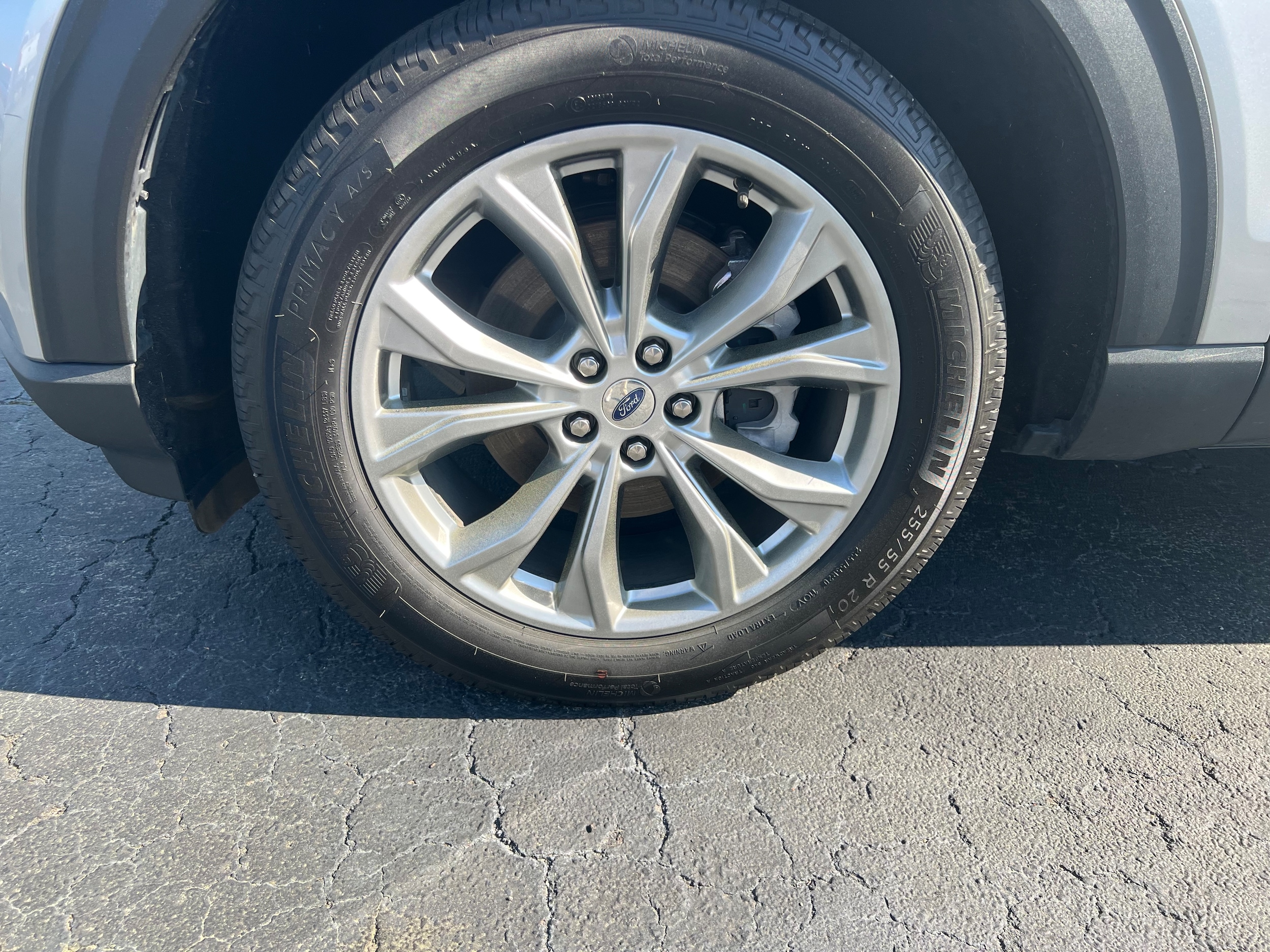 2022 Ford Explorer Limited - Photo 6
