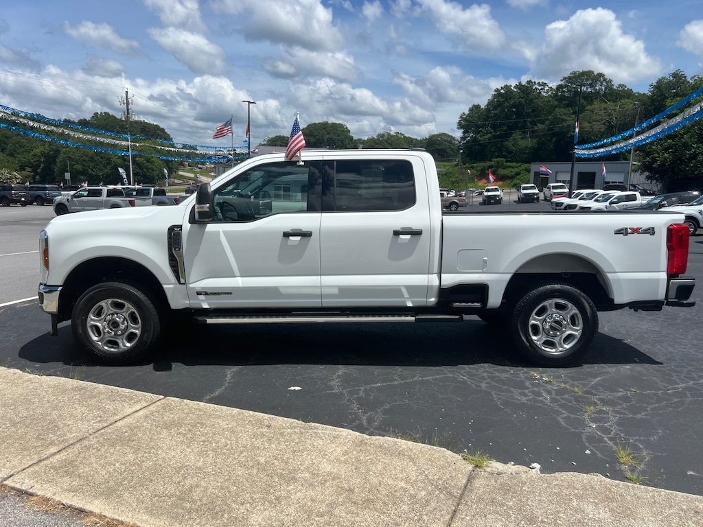 Used 2025 Ford F-250 Super Duty Crew Cab