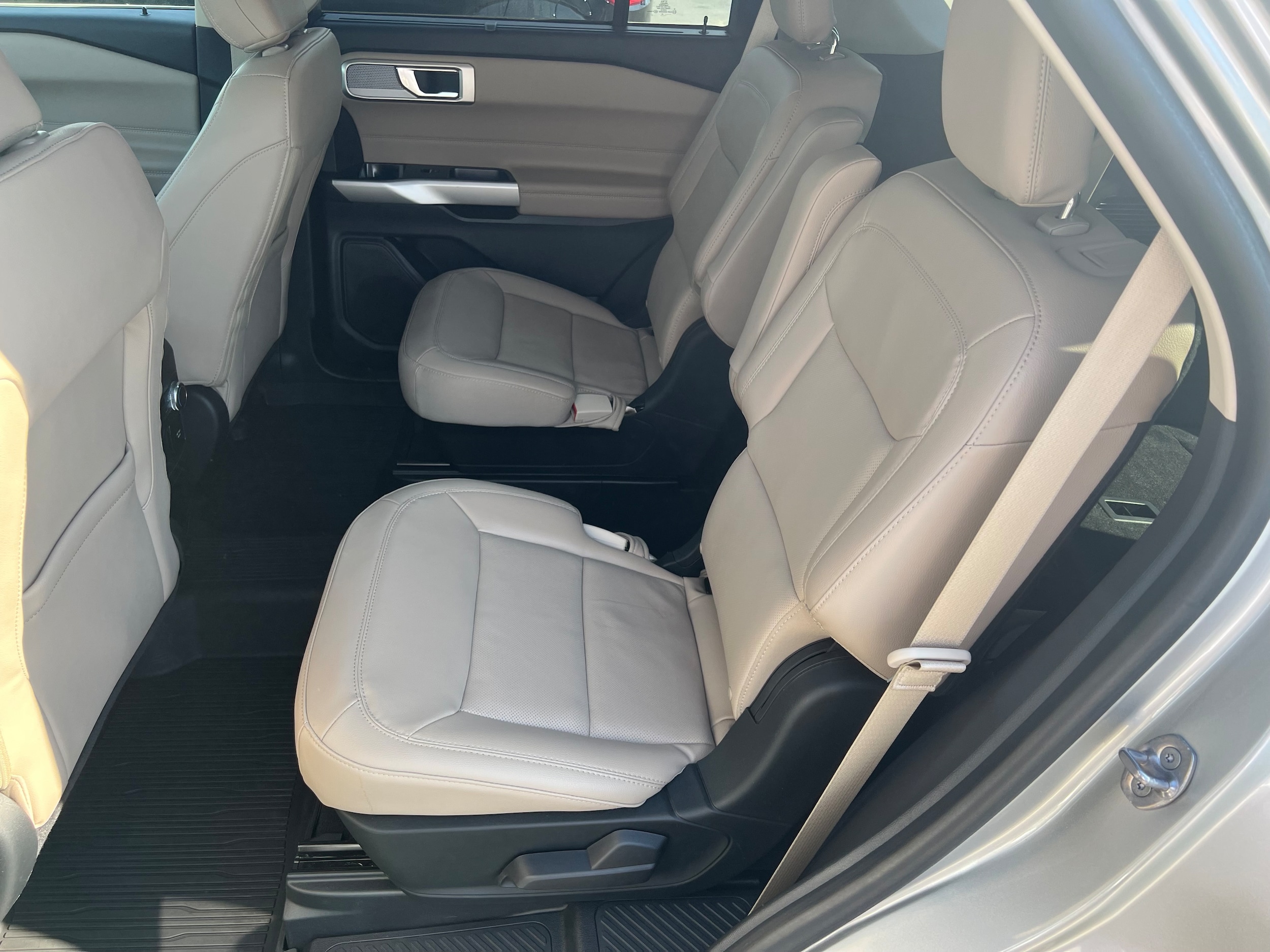 2022 Ford Explorer Limited - Photo 10