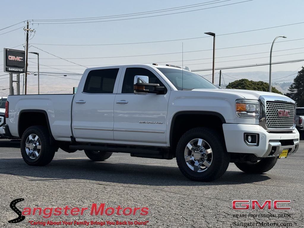 2016 GMC Sierra 3500 Denali HD