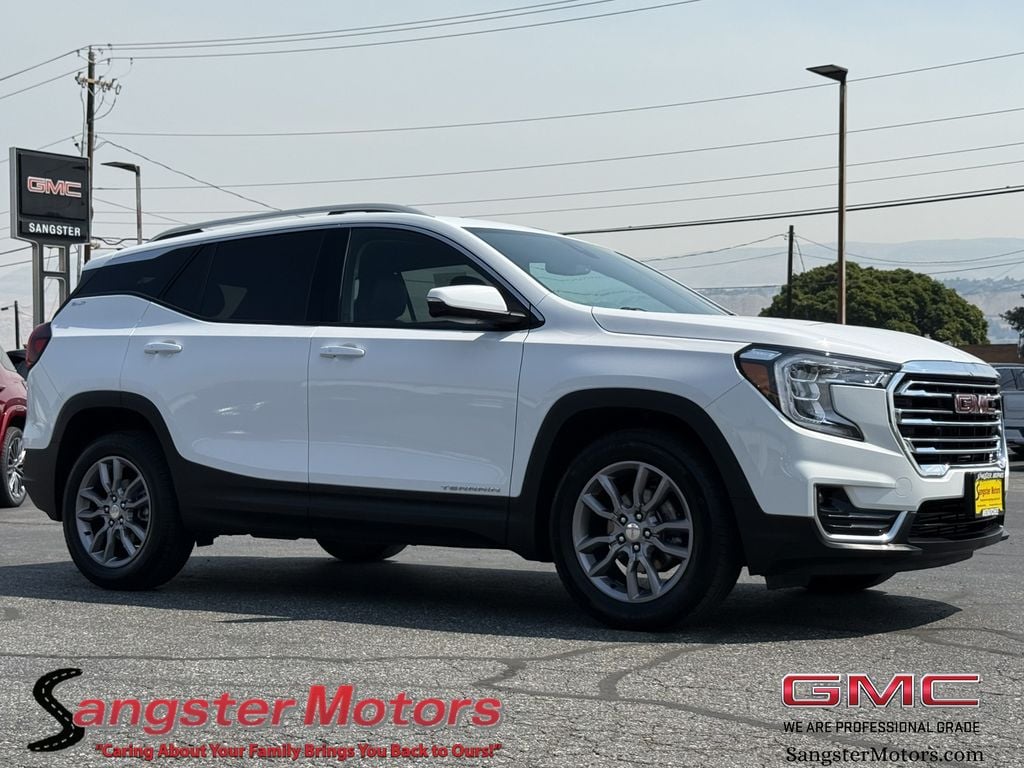 2024 GMC Terrain SLT