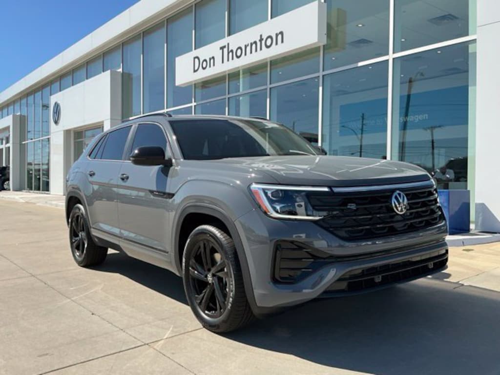 New 2026 Volkswagen Atlas Cross Sport SEL R-Line Black SUV